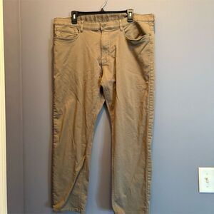 English Laundry  Men's Chino Pants Beige Size 40x29 Five-Pocket Design